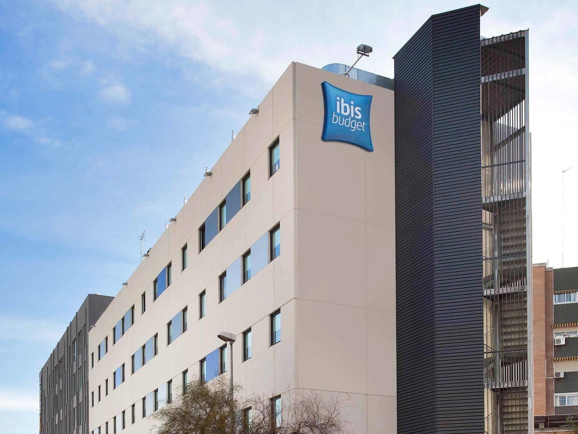 Ibis Centro Ciudad Hotell